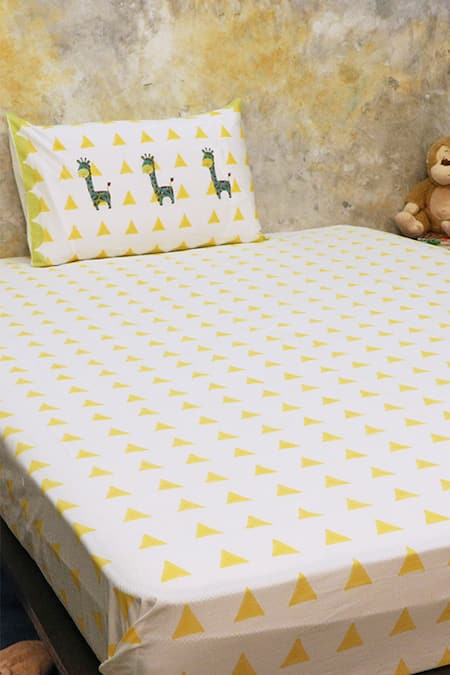 Masaya Yellow Hypoallergenic Cotton Hand My Best Friend Gira The Bedsheet Set 