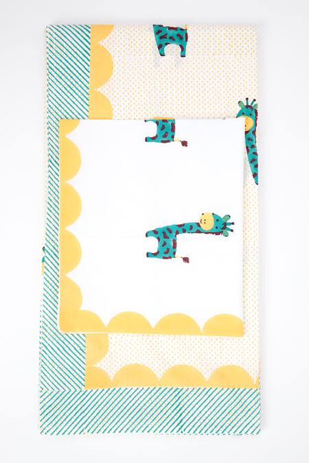 Buy_Masaya_Green Hypoallergenic Cotton Hand My Best Friend Gira The Bedsheet Set