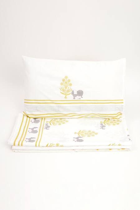 Masaya_Grey Hypoallergenic Cotton Hand Block The Adventures Of Mamma And Me Bedsheet Set_Online_at_Aza_Fashions