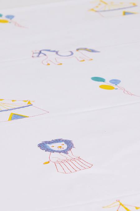 Buy Masaya Pink Hypoallergenic Cotton Hand Block Printed I Am Going To The Circus Bed Set Online at Aza Fashions Buy_Masaya_Pink Hypoallergenic Cotton Hand Block Printed I Am Going To The Circus Bed Set_Online_at_Aza_Fashions