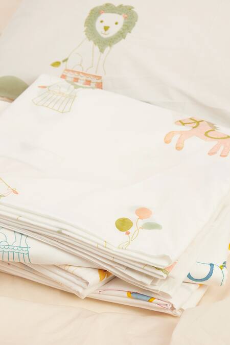 Shop_Masaya_Yellow Hypoallergenic Cotton Hand Block I Am Going To The Circus Bed Set_Online_at_Aza_Fashions