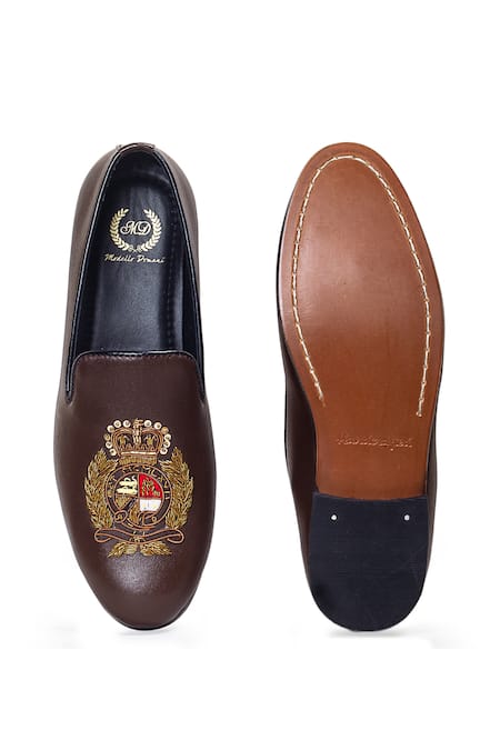 Shop Domani Brown Zardozi Embroidered Slip On Shoes at Aza Fashions Shop_Domani_Brown Zardozi Embroidered Slip On Shoes _at_Aza_Fashions