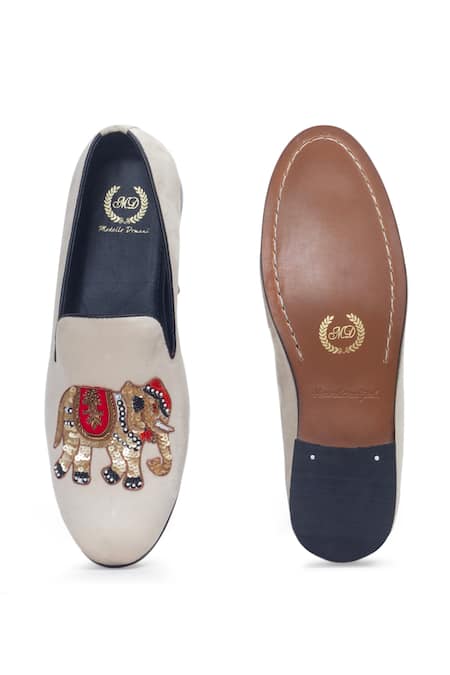 Shop Domani Cream Maharaja Velvet Embroidered Slip Ons at Aza Fashions Shop_Domani_Cream Maharaja Velvet Embroidered Slip Ons _at_Aza_Fashions