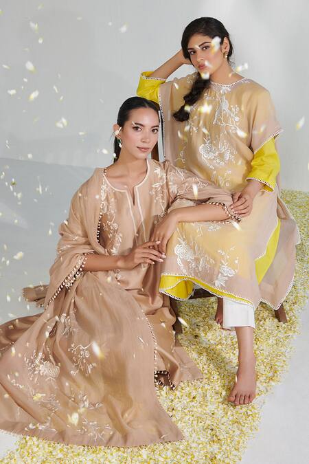 Neelu Sethi_Pink Chanderi, Silk, Handloom Cotton Embroidery, Lace, Tassels Round Kurta Set_Online_at_Aza_Fashions