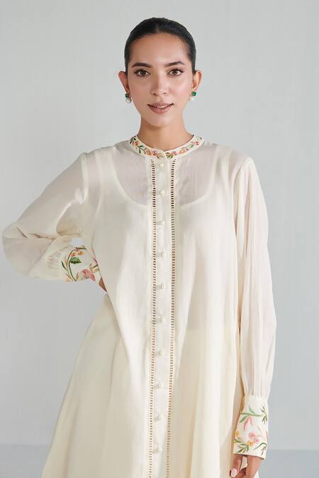 Neelu Sethi_Off White Mulmul Embroidered Resham And Pearl Work Back Gathered & Pant Set_Online_at_Aza_Fashions