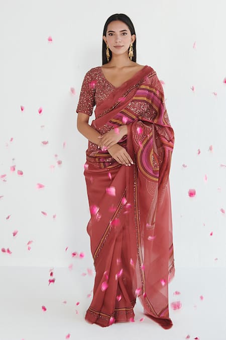 Neelu Sethi Red Organza Embroidered Sequin And Kanni Work V Neck & Saree With Blouse 