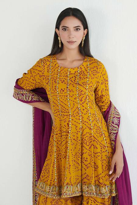 Buy_Neelu Sethi_Yellow Chanderi, Chiffon Mirrors, Bandhani Pattern Anarkali Salwar Set_Online_at_Aza_Fashions