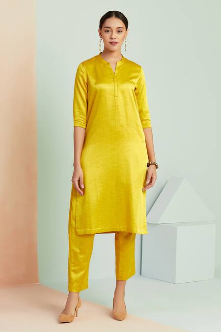 Seven_Yellow Linen Silk Viscose Notched Canary Kurta And Pant Set _Online_at_Aza_Fashions