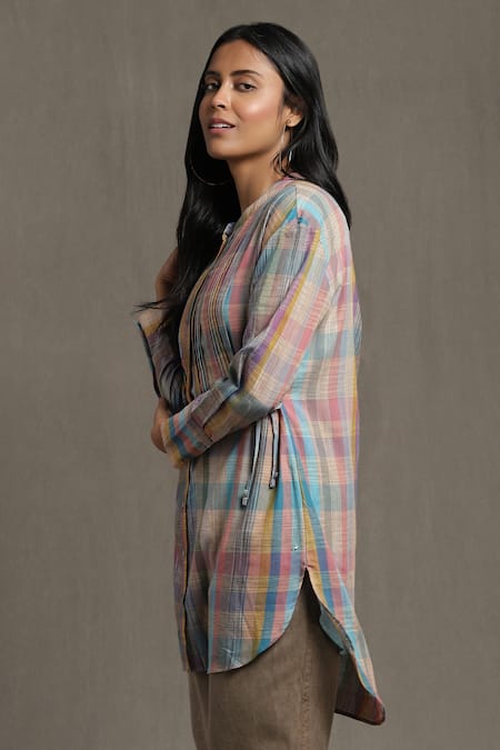 Buy_Ritu Kumar_Multi Color Cotton Mandarin Collar Checkered Print Pintuck Kurta_Online_at_Aza_Fashions