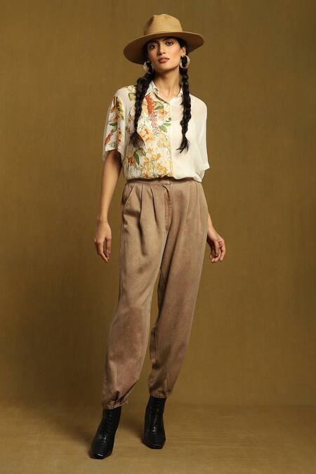 Buy_Ritu Kumar_Off White Viscose Embroidery Shawl Neck Botanic Print Shirt With Inner