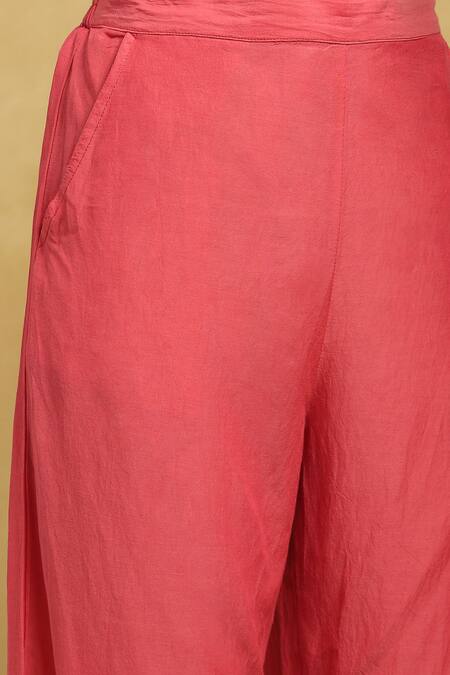 Ritu Kumar Green Cotton Embroidery, Mirrors, Tassels Round Floral Print Straight Kurta Set at Aza Fashions Ritu Kumar_Green Cotton Embroidery, Mirrors, Tassels Round Floral Print Straight Kurta Set _at_Aza_Fashions