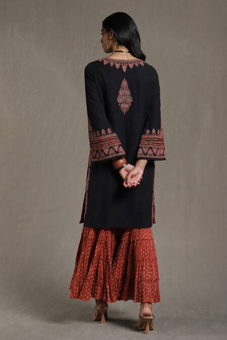 Shop Ritu Kumar Black Viscose, Cotton Embroidery, Tassels V-neck Romani Kurta Sharara Set at Aza Fashions Shop_Ritu Kumar_Black Viscose, Cotton Embroidery, Tassels V-neck Romani Kurta Sharara Set_at_Aza_Fashions