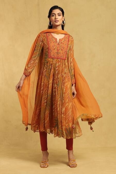 Orange sequin lace detailed kurta with pants - set of two by Label Zebaish  | The Secret Label