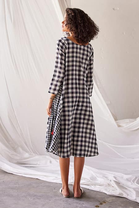 Shop Kharakapas Black Cotton Round Neck Happy Space Checkered Dress at Aza Fashions Shop_Kharakapas_Black Cotton Round Neck Happy Space Checkered Dress _at_Aza_Fashions