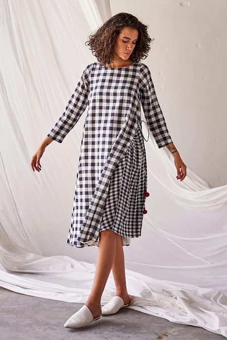 Shop Kharakapas Black Cotton Round Neck Happy Space Checkered Dress Online at Aza Fashions Shop_Kharakapas_Black Cotton Round Neck Happy Space Checkered Dress _Online_at_Aza_Fashions