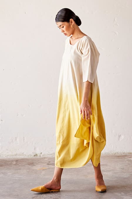 Buy Kharakapas Yellow Cotton Round Neck Golden Days Dyed Jhabla Dress Online at Aza Fashions Buy_Kharakapas_Yellow Cotton Round Neck Golden Days Dyed Jhabla Dress _Online_at_Aza_Fashions