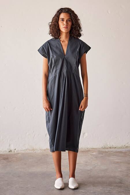 Kharakapas Green Cotton V-neck 21 Love Pleated Dress Online at Aza Fashions Kharakapas_Green Cotton V-neck 21 Love Pleated Dress _Online_at_Aza_Fashions