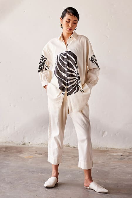 Kharakapas Off White Cotton, Linen, Polyester Shawl Neck Summer Fling Shirt And Trouser Set Online at Aza Fashions Kharakapas_Off White Cotton, Linen, Polyester Shawl Neck Summer Fling Shirt And Trouser Set _Online_at_Aza_Fashions