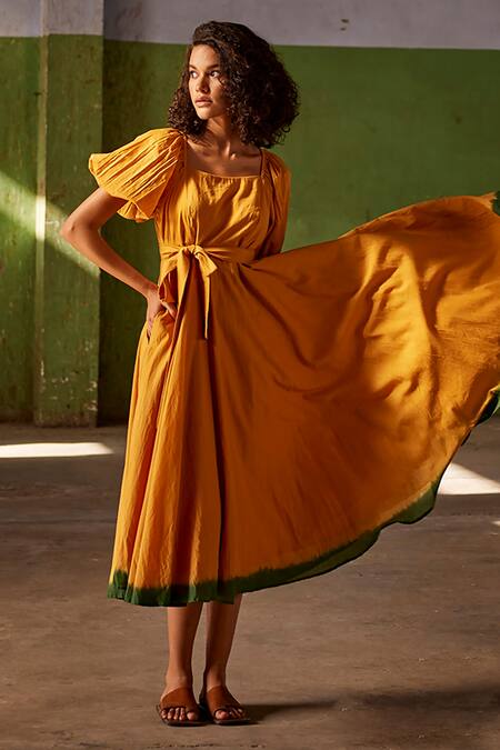 Buy Kharakapas Yellow Cotton, Muslin Square Neck Puff Sleeve Midi Dress Online at Aza Fashions Buy_Kharakapas_Yellow Cotton, Muslin Square Neck Puff Sleeve Midi Dress _Online_at_Aza_Fashions