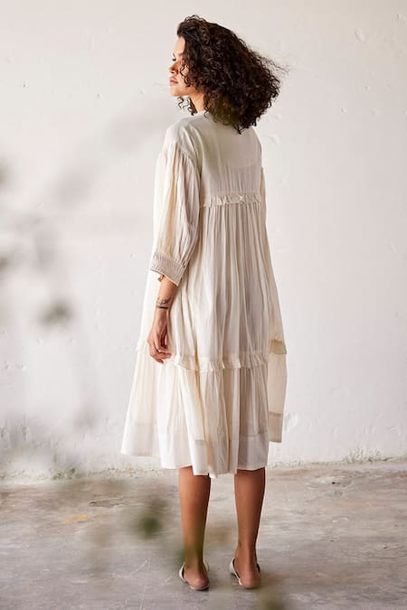 Shop_Kharakapas_Off White Cotton, Muslin V-neck Desi Mogra Tiered Ruffle Dress _at_Aza_Fashions