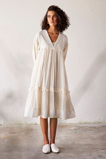 Kharakapas_Off White Cotton, Muslin V-neck Desi Mogra Tiered Ruffle Dress _Online_at_Aza_Fashions