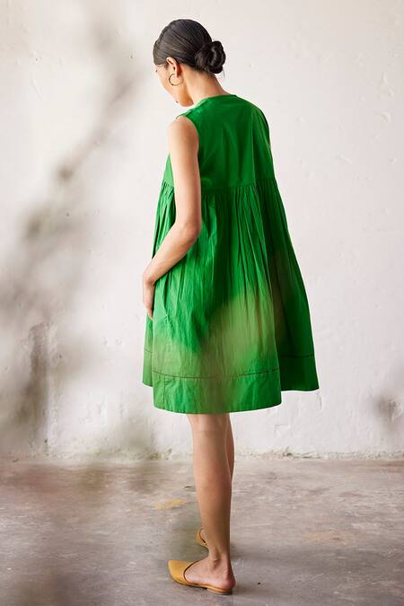 Shop_Kharakapas_Green Cotton Round Neck Gathered Hem U Dress _at_Aza_Fashions