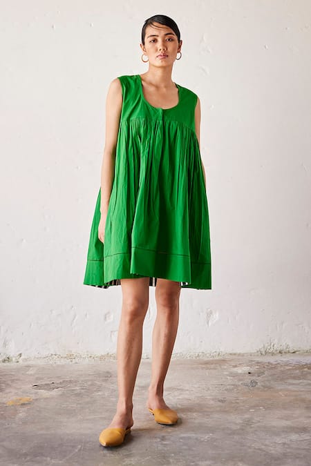 Kharakapas_Green Cotton Round Neck Gathered Hem U Dress _Online_at_Aza_Fashions
