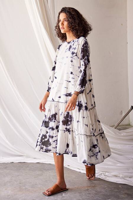 Shop_Kharakapas_White Cotton Round Neck Summer Solstice Tie Dye Dress _Online_at_Aza_Fashions