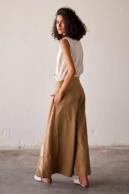 Shop_Kharakapas_Brown Cotton Sun Baked Pleated Trouser _at_Aza_Fashions