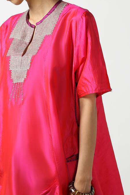 Latha Puttanna Pink Two Tone Silk Hand Embroidered Resham Work Short Dual Phiran Tunic Online at Aza Fashions Latha Puttanna_Pink Two Tone Silk Hand Embroidered Resham Work Short Dual Phiran Tunic _Online_at_Aza_Fashions