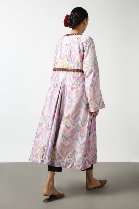 Buy Latha Puttanna Black Silk Beads, Sequins, Mirrors Open Neck Handwoven Reversible Jacket Buy_Latha Puttanna_Black Silk Beads, Sequins, Mirrors Open Neck Handwoven Reversible Jacket