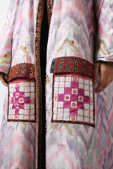 Shop Latha Puttanna Black Silk Beads, Sequins, Mirrors Open Neck Handwoven Reversible Jacket Shop_Latha Puttanna_Black Silk Beads, Sequins, Mirrors Open Neck Handwoven Reversible Jacket