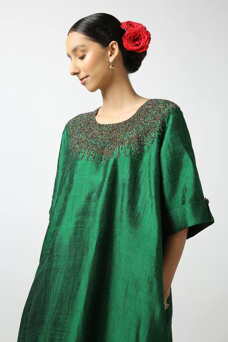 LATHA PUTTANNA_Green Raw Silk Embroidery Glass Bead Round Tunic _at_Aza_Fashions