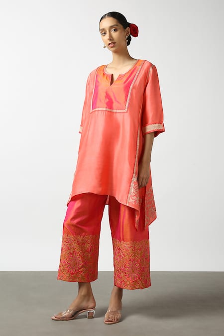Buy LATHA PUTTANNA Peach Slub Silk Embroidery Zari Thread Notched Yoke Tunic at Aza Fashions Buy_LATHA PUTTANNA_Peach Slub Silk Embroidery Zari Thread Notched Yoke Tunic _at_Aza_Fashions