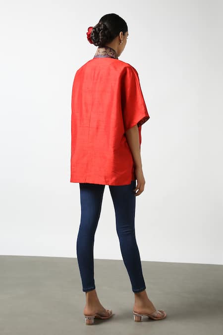 Shop Latha Puttanna Red Silk Embroidery Bandeau Neck Raw Floral Phiran Top at Aza Fashions Shop_Latha Puttanna_Red Silk Embroidery Bandeau Neck Raw Floral Phiran Top _at_Aza_Fashions