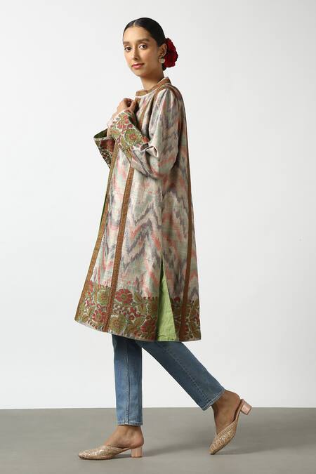 LATHA PUTTANNA_Beige Hand Woven Silk Embroidered Collar Coat  _Online_at_Aza_Fashions