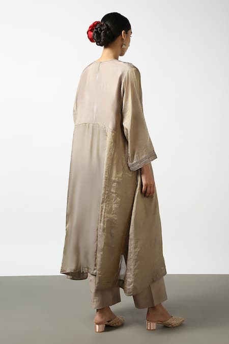 Latha Puttanna Bead Embroidered Kurta & Pant Set 