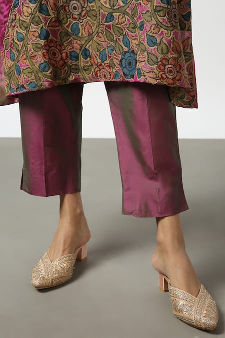 Shop Latha Puttanna Pink Two Tone Silk Embroidered Applique Notched Kurta And Pant Set Online at Aza Fashions Shop_Latha Puttanna_Pink Two Tone Silk Embroidered Applique Notched Kurta And Pant Set _Online_at_Aza_Fashions