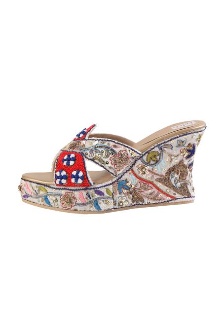 Fuchsia by aashaka mehta Multi Color Embroidery Floral Kiss Wedges at Aza Fashions Fuchsia by aashaka mehta_Multi Color Embroidery Floral Kiss Wedges _at_Aza_Fashions