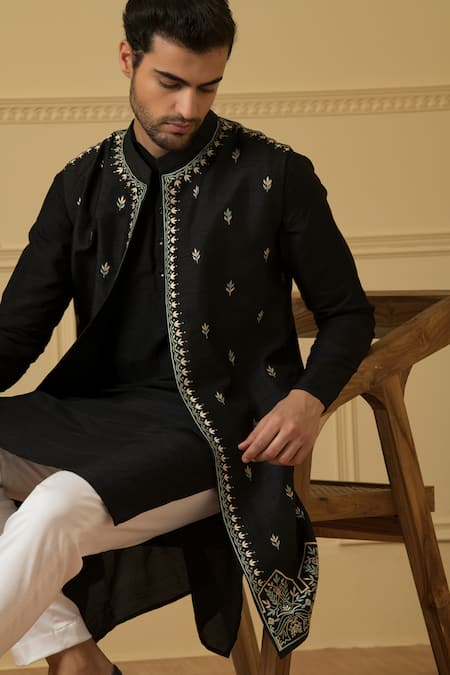 Hilo Design_Black Silk Embroidery Thread Bundi Kurta Set _at_Aza_Fashions