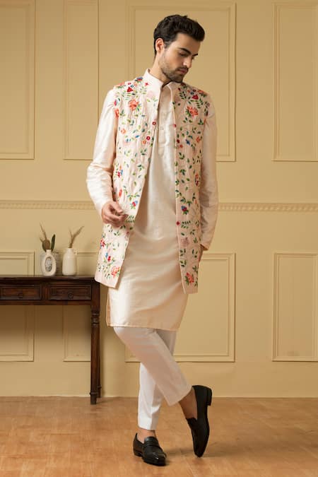 Hilo Design Divino Floral Threadwork Bundi Kurta Set 