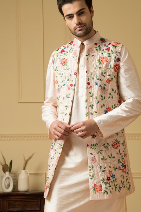 Buy Hilo Design Off White Silk Embroidery Floral Thread Bundi Kurta Set Online at Aza Fashions Buy_Hilo Design_Off White Silk Embroidery Floral Thread Bundi Kurta Set_Online_at_Aza_Fashions