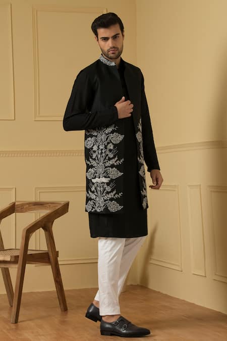 Hilo Design Black Zari Embroidered Bundi Kurta Set 