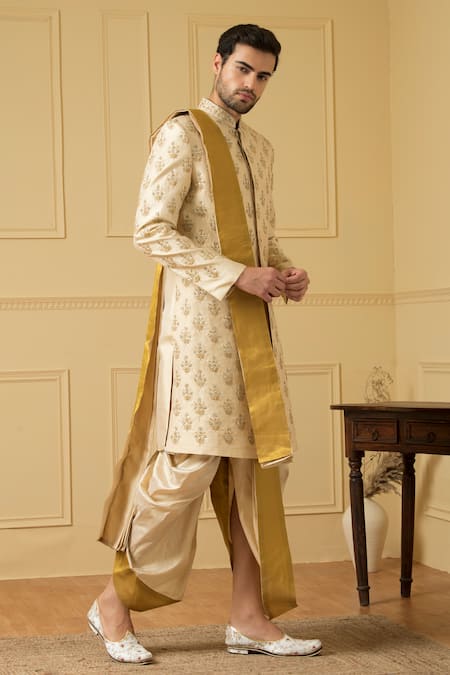 Hilo Design_Gold Silk Embroidery Esplendor Zardozi Sherwani _at_Aza_Fashions