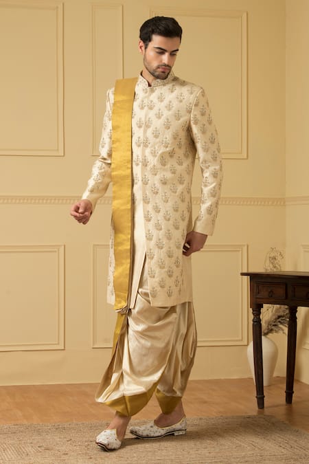 Hilo Design Esplendor Zardozi Embroidered Sherwani Set 