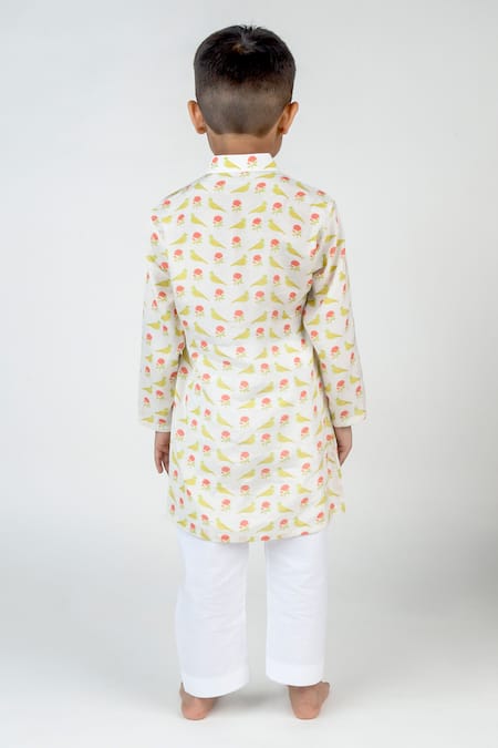 Shop MR Brat White Muslin, Linen Printed Kurta And Pant Set at Aza Fashions Shop_MR Brat_White Muslin, Linen Printed Kurta And Pant Set _at_Aza_Fashions