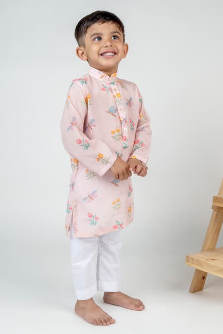 Shop MR Brat Pink Muslin Dragon Fly Print Kurta And Pant Set at Aza Fashions Shop_MR Brat_Pink Muslin Dragon Fly Print Kurta And Pant Set _at_Aza_Fashions