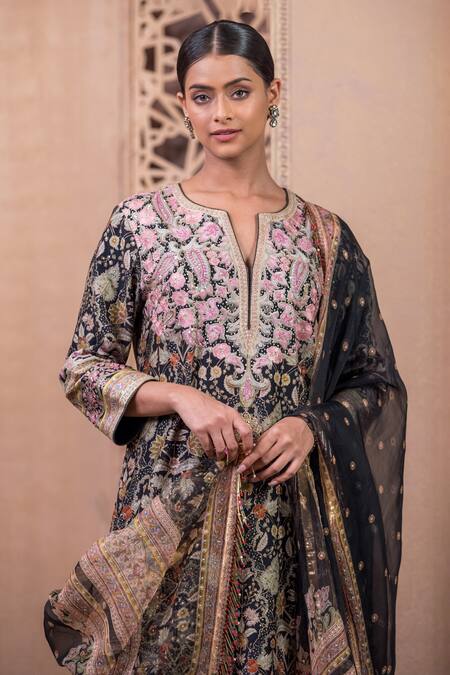 Tarun Tahiliani_Black Chanderi, Silk Embroidery Split V-neck Floral Print Kurta Set_Online_at_Aza_Fashions