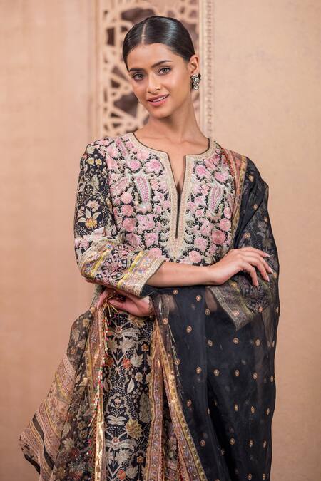 Buy_Tarun Tahiliani_Black Chanderi, Silk Embroidery Split V-neck Floral Print Kurta Set_Online_at_Aza_Fashions
