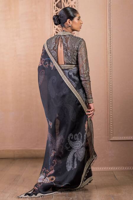 Tarun Tahiliani Paisley Print Saree With Lace Work Blouse 